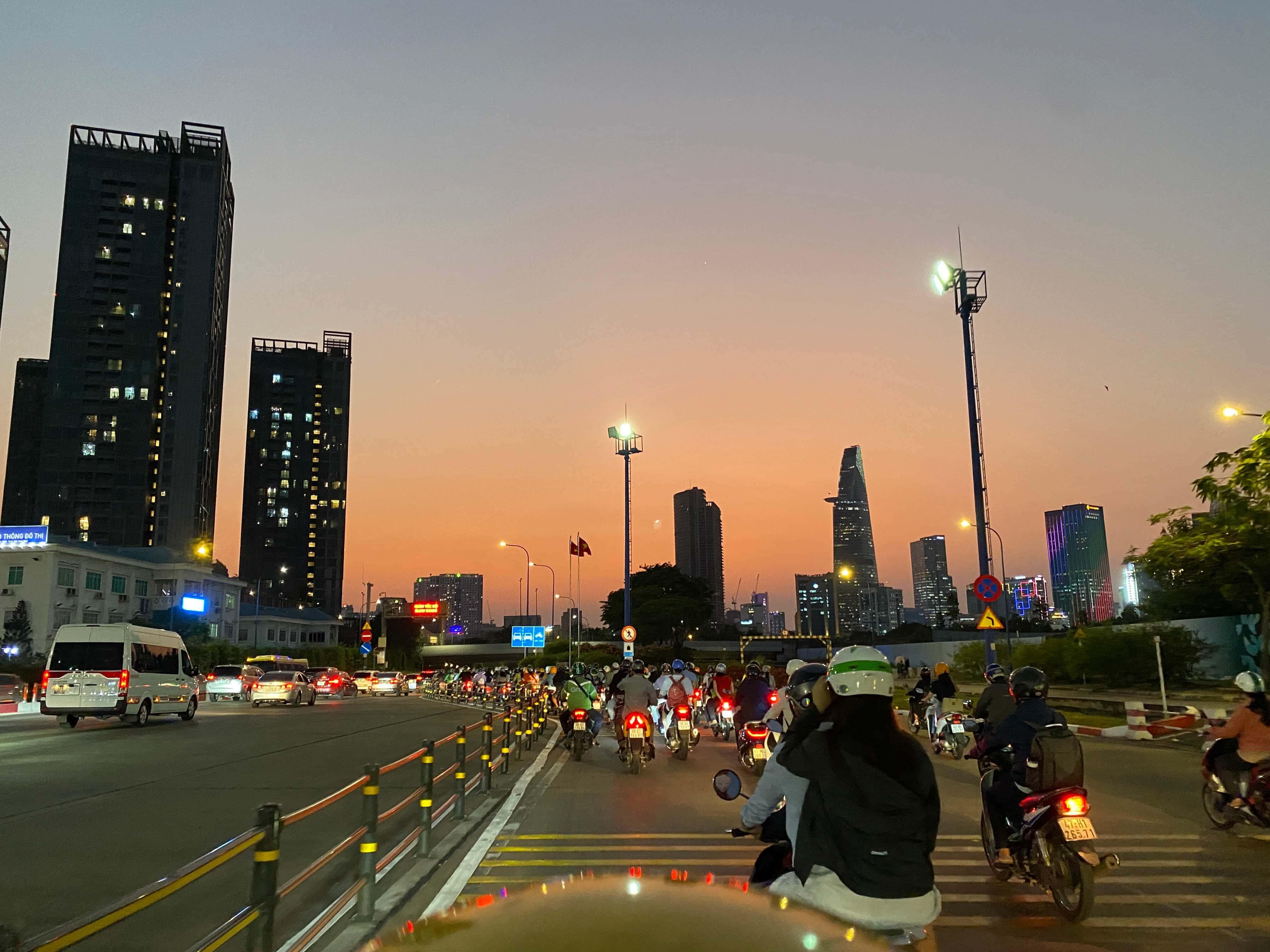 Saigon sunset, 2023